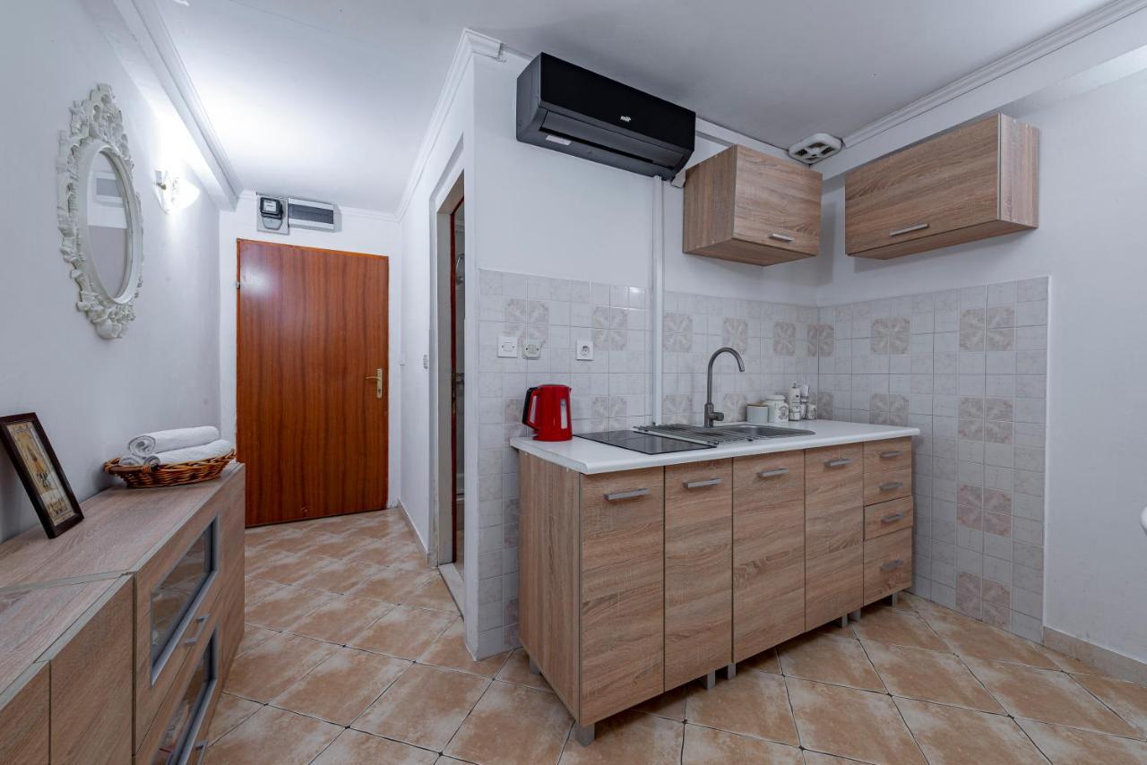Apartments Vera ดูบรอฟนิก ภายนอก รูปภาพ